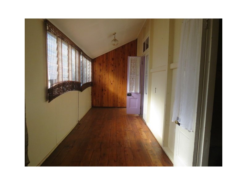 1 Mayne Street, Roma QLD 4455