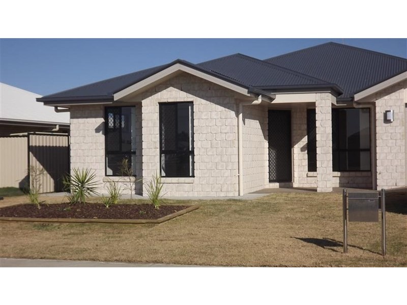 104 Taylor Street, Roma QLD 4455