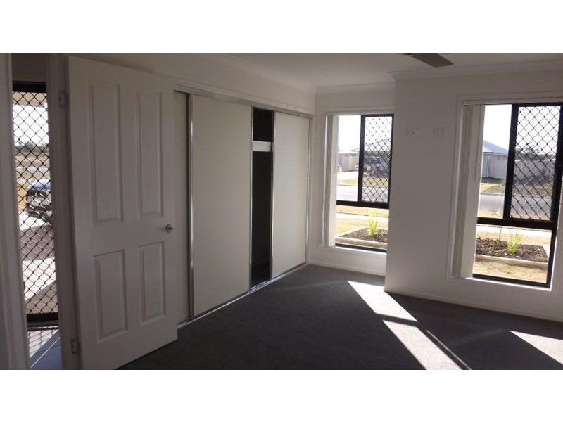 104 Taylor Street, Roma QLD 4455