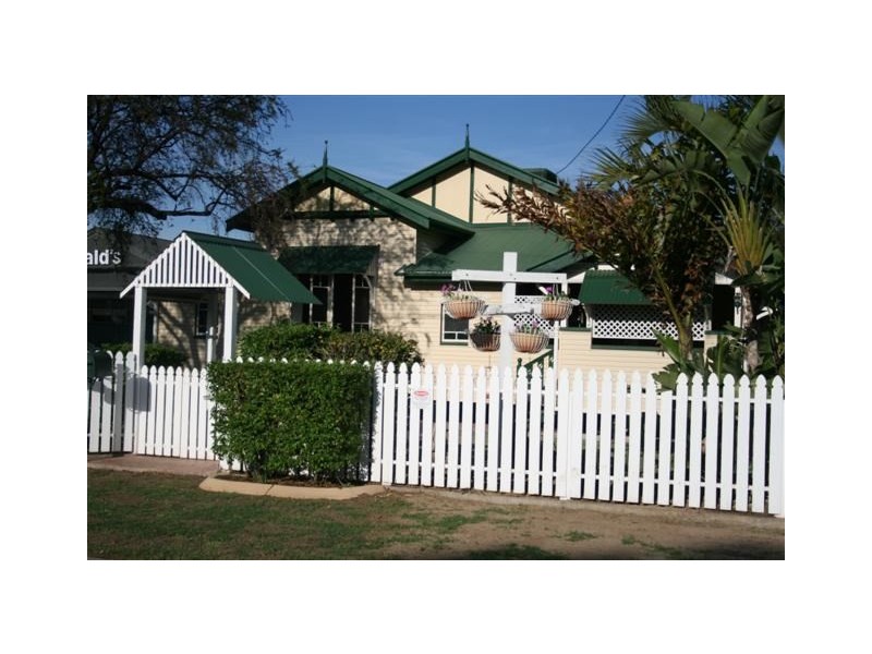 52 Hawthorne Street, Roma QLD 4455