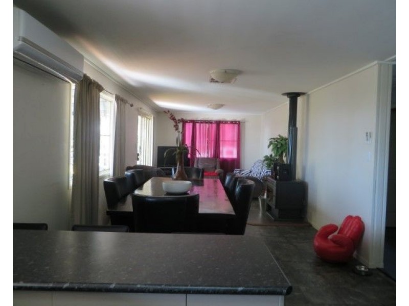 15 Robusta Drive, Roma QLD 4455