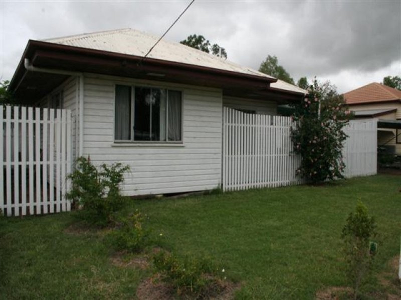 11 Major Street, Roma QLD 4455