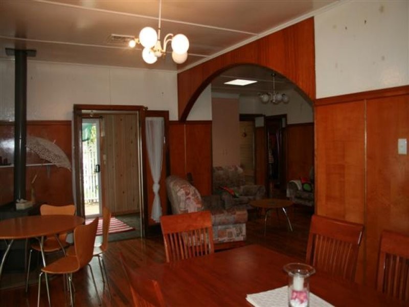 11 Major Street, Roma QLD 4455