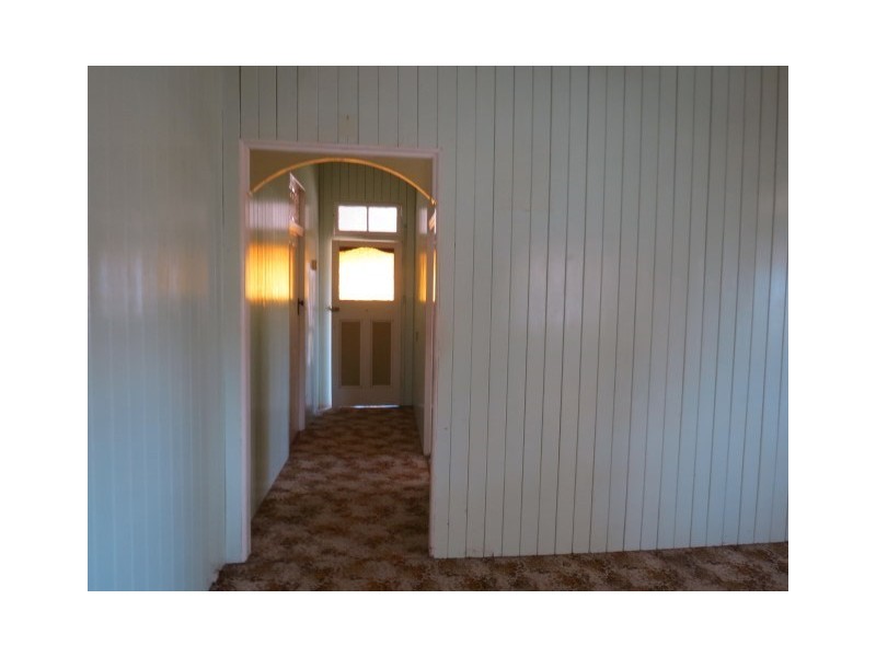 134 Arthur Street, Roma QLD 4455