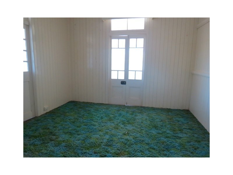 134 Arthur Street, Roma QLD 4455