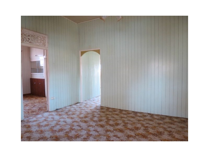 134 Arthur Street, Roma QLD 4455