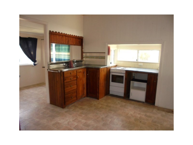 74 Quintin Street, Roma QLD 4455