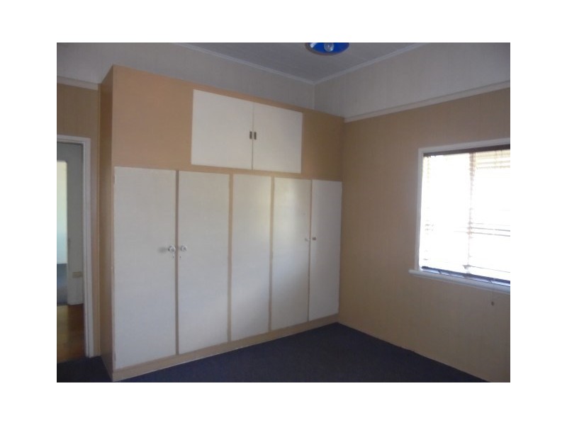74 Quintin Street, Roma QLD 4455