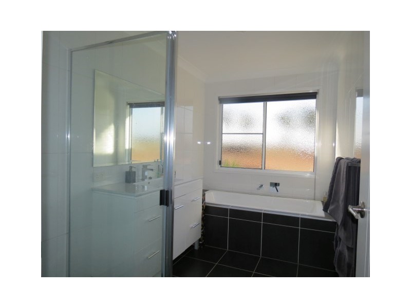 1924 Seventeen Mile Lane, Roma QLD 4455