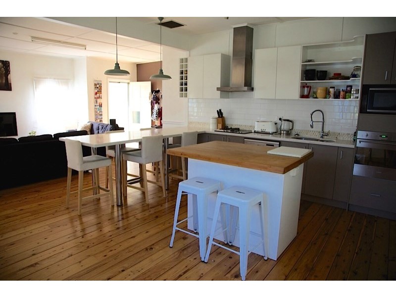 281 Edwardes Street, Roma QLD 4455