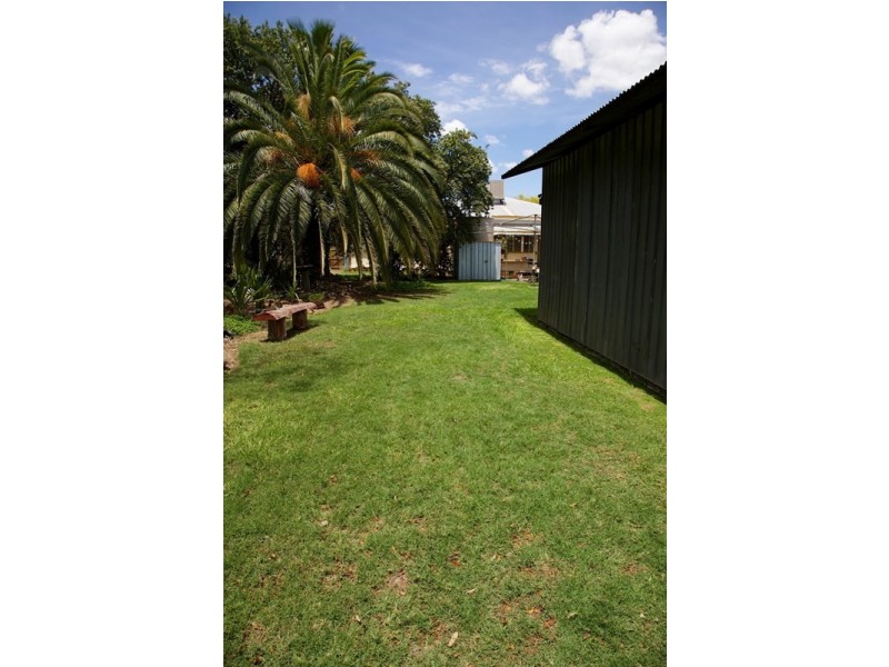 281 Edwardes Street, Roma QLD 4455