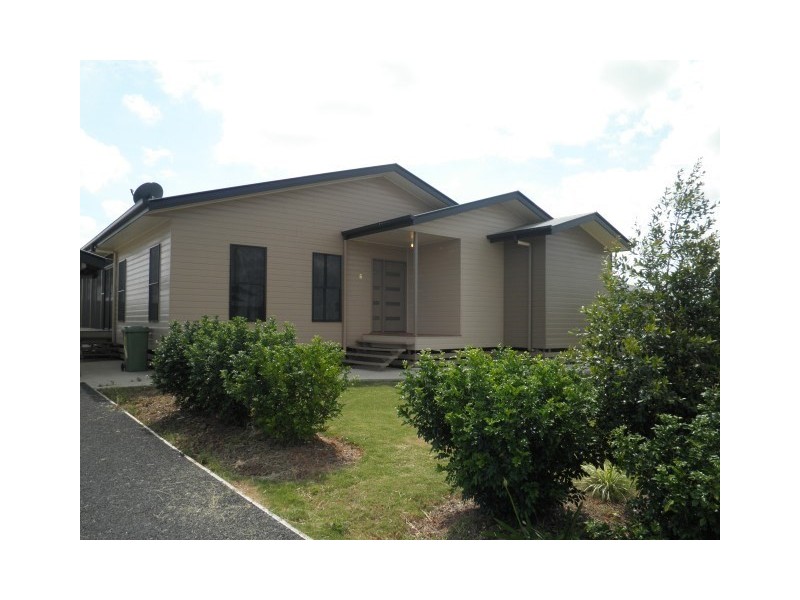 6 Lockyer Crescent, Roma QLD 4455