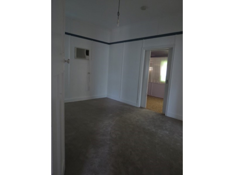 175 McDowall Street, Roma QLD 4455