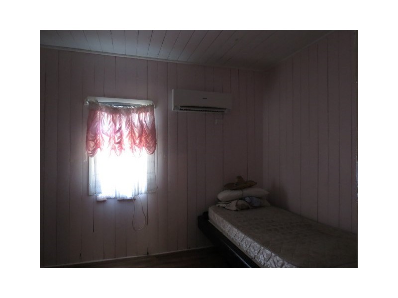 30 Charles Street, Roma QLD 4455