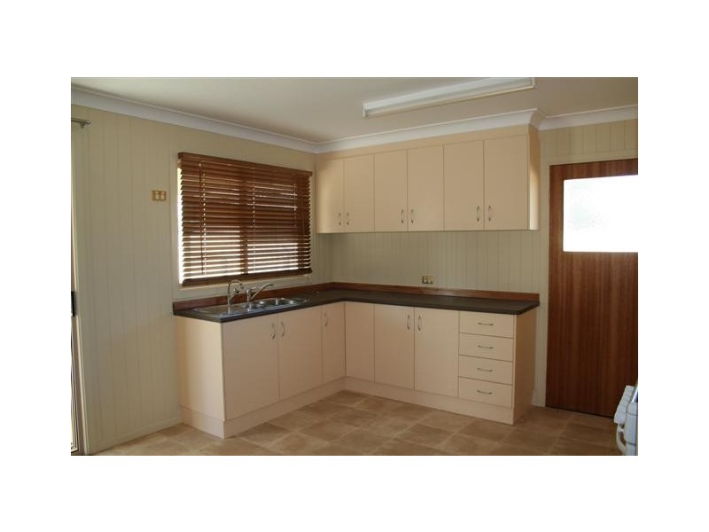6/104 Wyndham Street, Roma QLD 4455