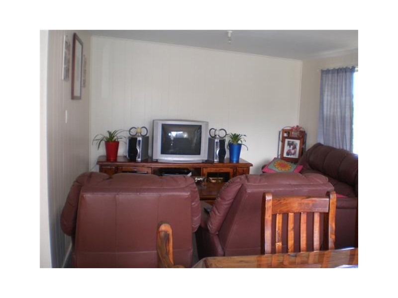 46 North Street, Taroom QLD 4420