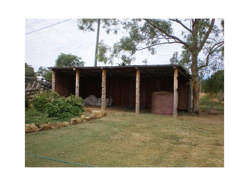 46 North Street, Taroom QLD 4420