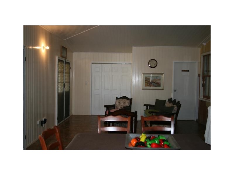 96 Chrystal Street, Roma QLD 4455