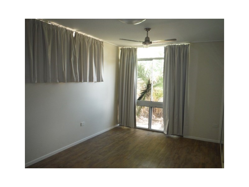 2 Nightingale Street, Roma QLD 4455