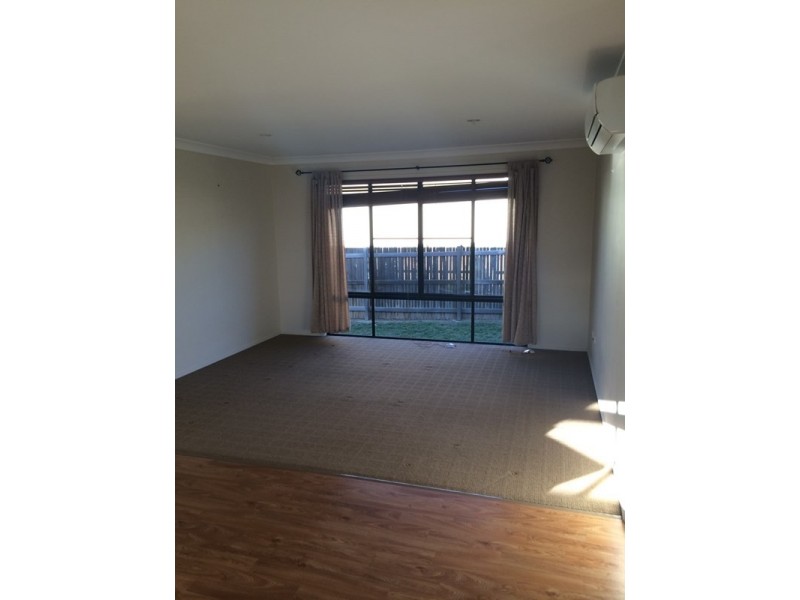 27 Robusta Drive, Roma QLD 4455