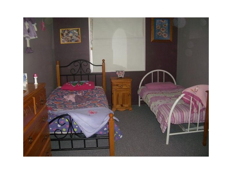 26 Bridge Street, Taroom QLD 4420