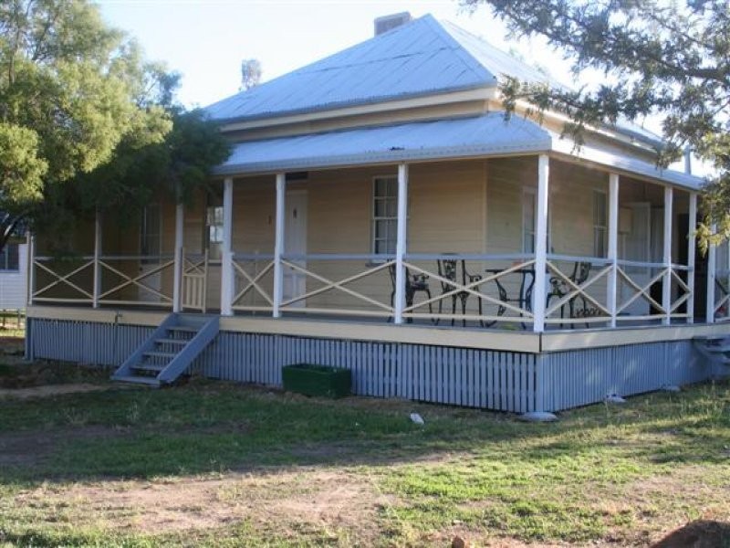 1 Hawthorne Street, Roma QLD 4455