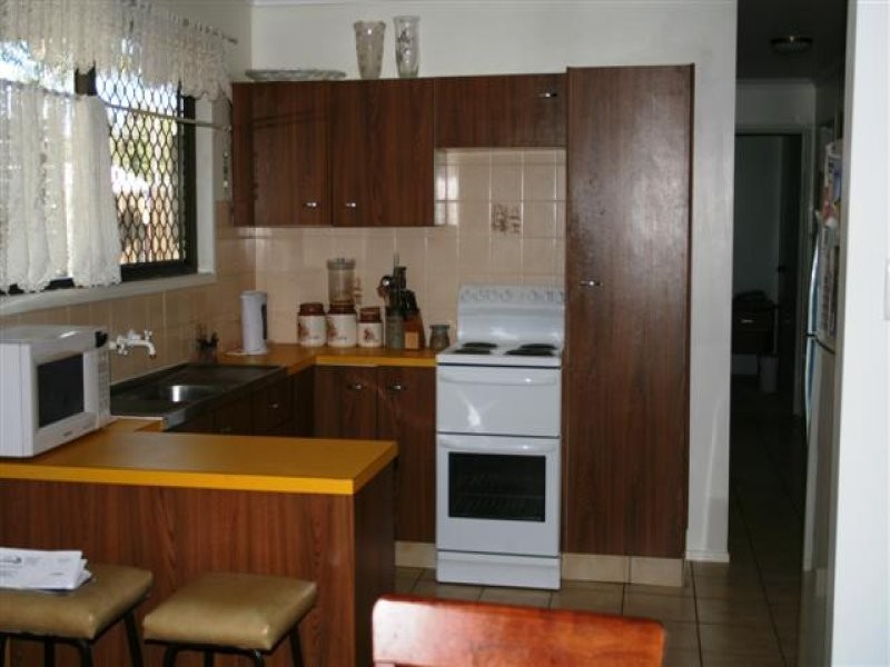 14 Elmer Street, Roma QLD 4455