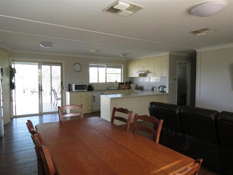 18 Bowens Lane, Roma QLD 4455