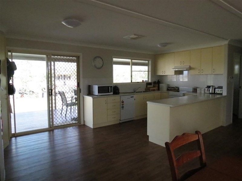 18 Bowens Lane, Roma QLD 4455