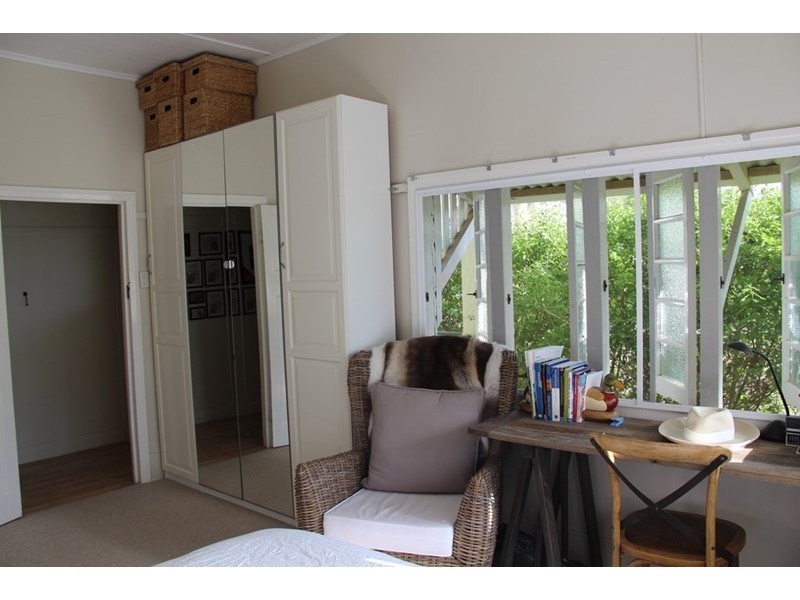 15 Hoffman Street, Roma QLD 4455