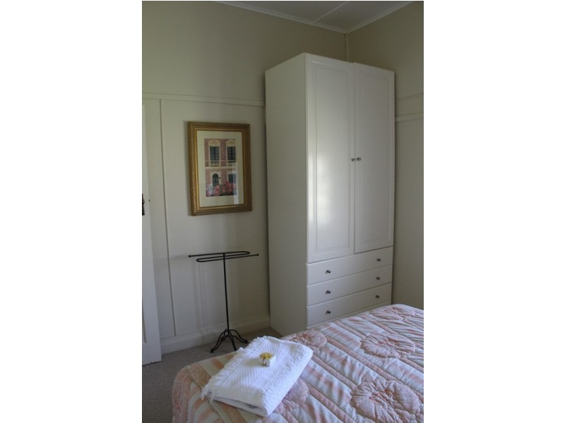 15 Hoffman Street, Roma QLD 4455