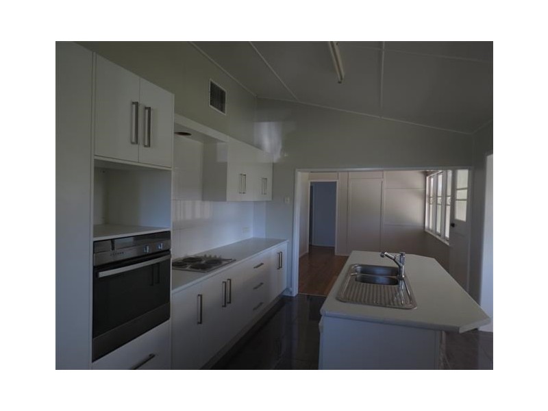 4-6 Hawthorne Street, Roma QLD 4455