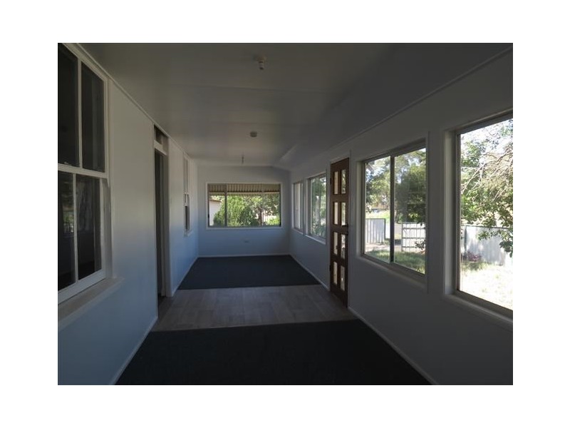 4-6 Hawthorne Street, Roma QLD 4455