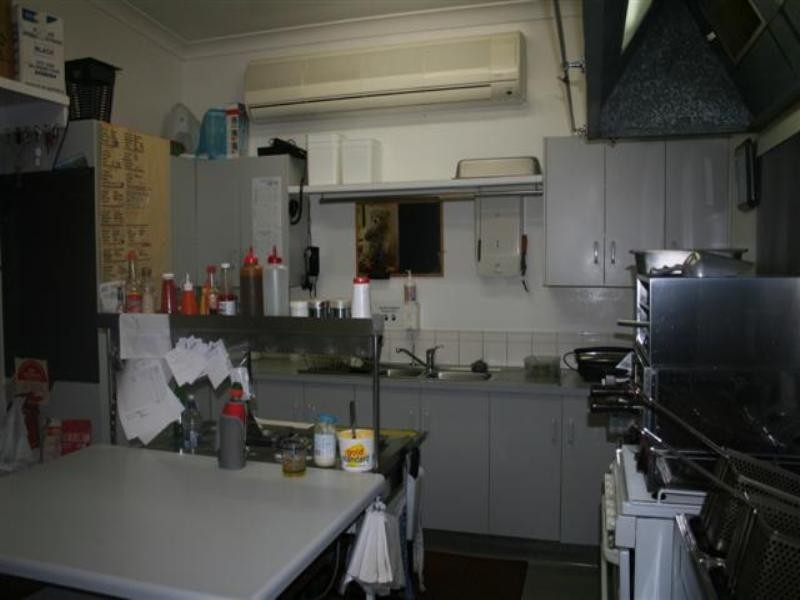 1 Wagonwheel Cafe, Surat QLD 4417