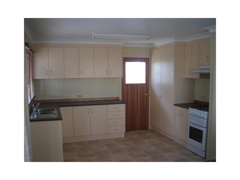 1/30 Rae Street, Roma QLD 4455