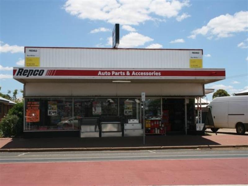 25 Repco, Roma QLD 4455