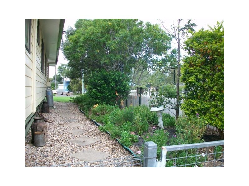 11 Powell Street, Roma QLD 4455
