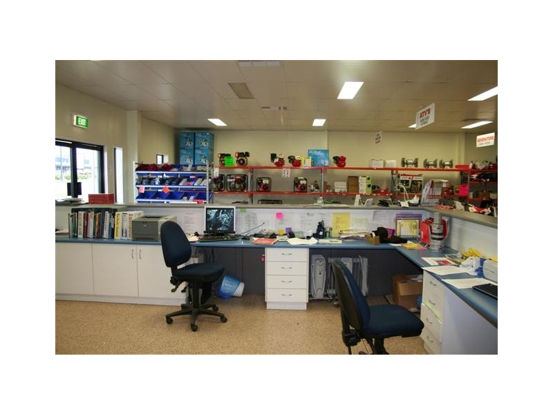 101 Value Ag, Roma QLD 4455