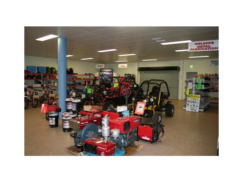 101 Value Ag, Roma QLD 4455