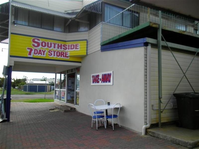 50 Southside Store, Roma QLD 4455