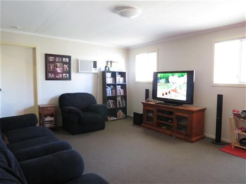 108 Northern Road, Roma QLD 4455