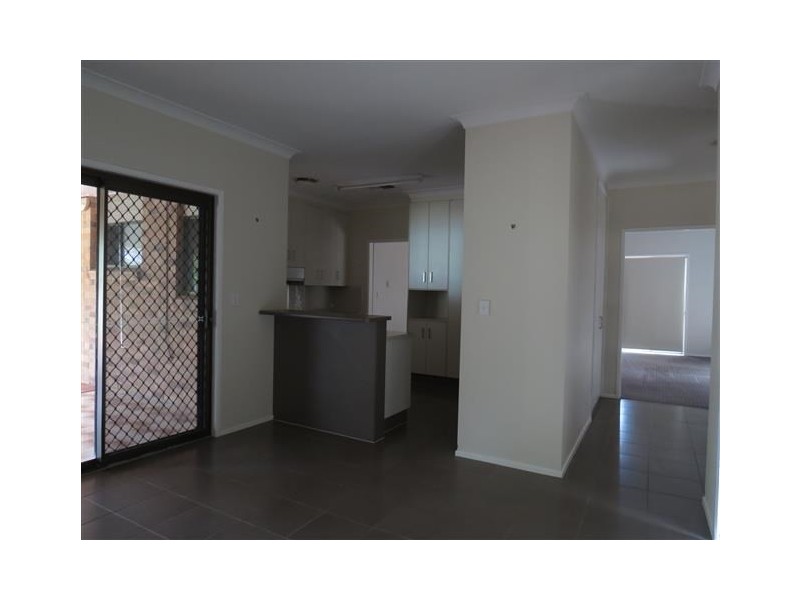 11 Roma Crescent, Roma QLD 4455
