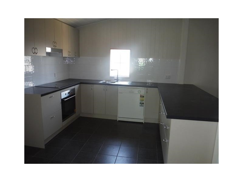 46 Arthur Street, Roma QLD 4455