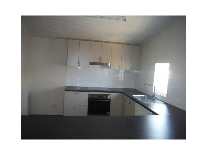 46 Arthur Street, Roma QLD 4455