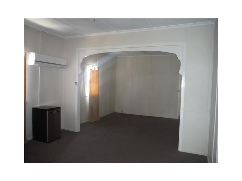 46 Arthur Street, Roma QLD 4455