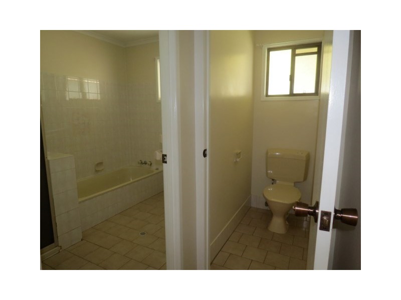 13 Everingham Avenue, Roma QLD 4455