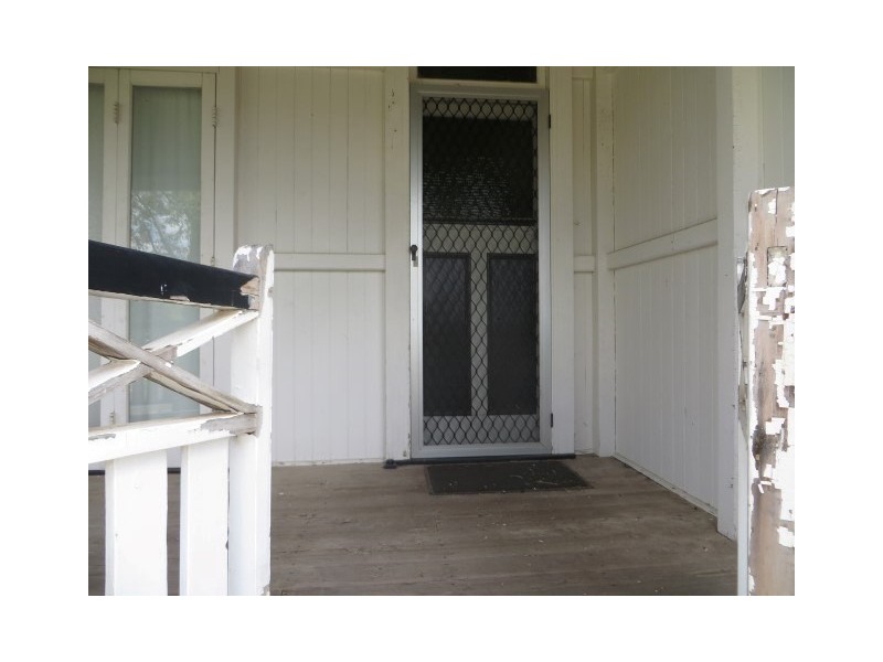 156 McDowall Street, Roma QLD 4455