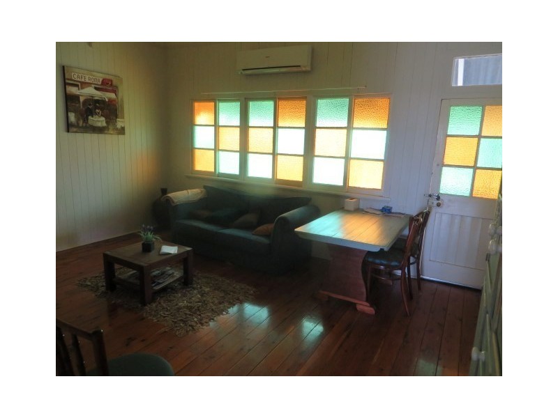 156 McDowall Street, Roma QLD 4455