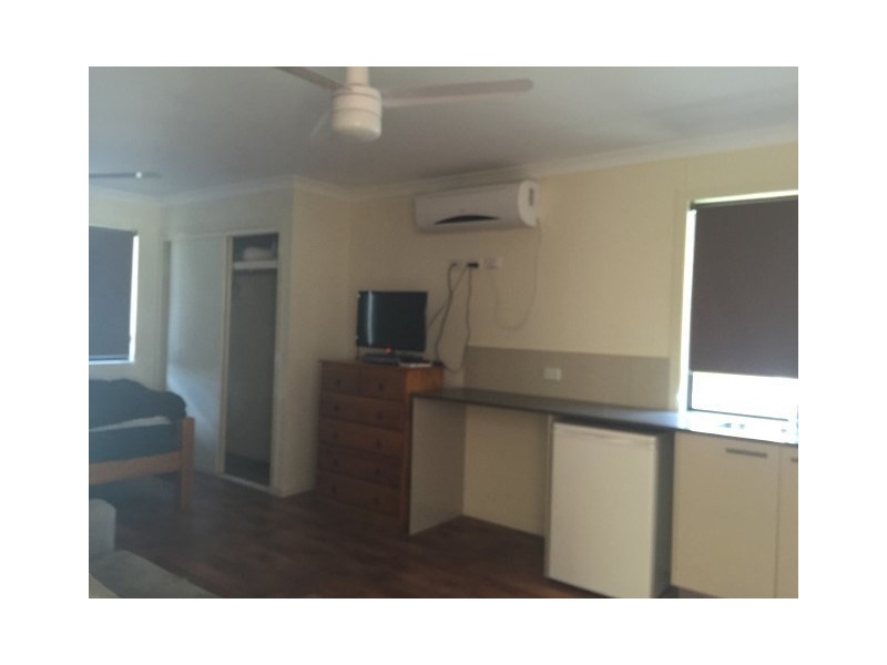 6 Bass Street, Yuleba QLD 4427