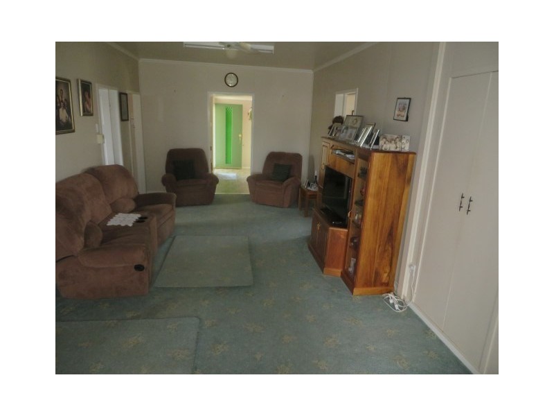 28 Duke Street, Roma QLD 4455